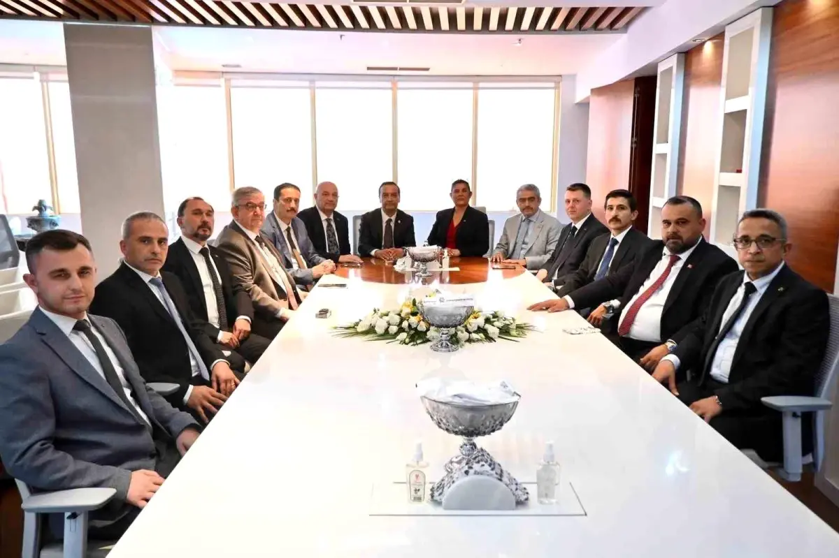 mhp heyetinden ozlem cerciogluna ziyaret 3drVWcQ1