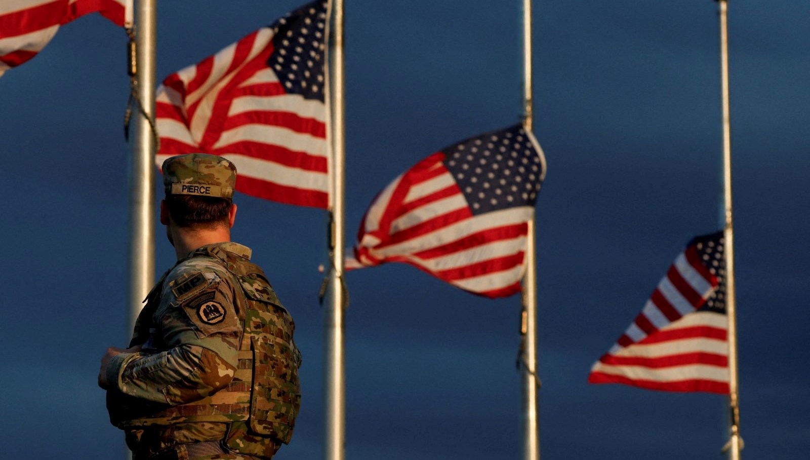 pentagon plani sizdi bin asker louisiana sokaklarina inecek QZEGxnMI