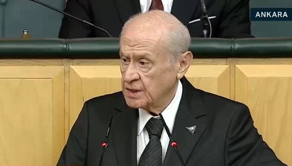 bahceli cami bizimse cemevi de bizimdir kA6l579N.jpg
