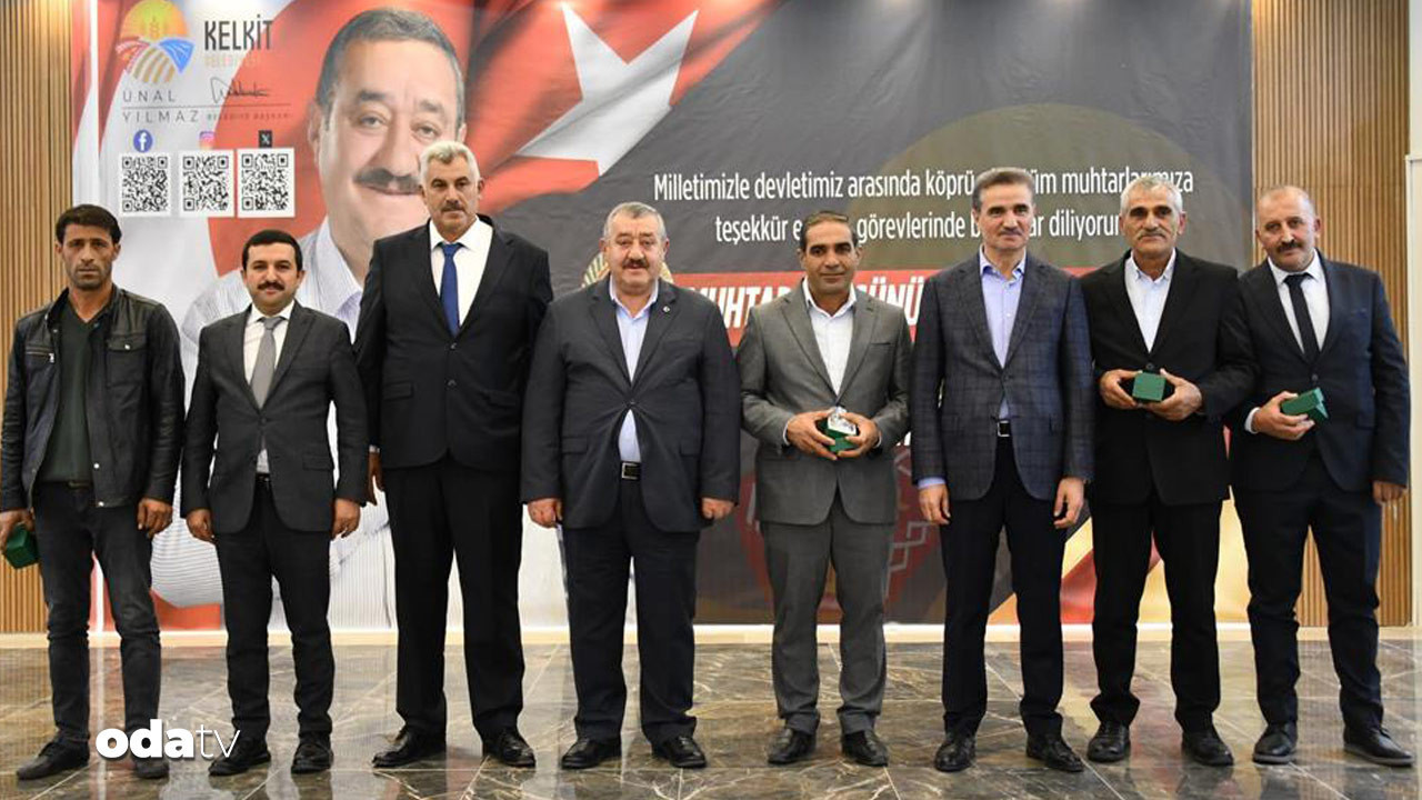 belediye baskanindan muhtarlara rolex jesti JSNVZ77G.jpg