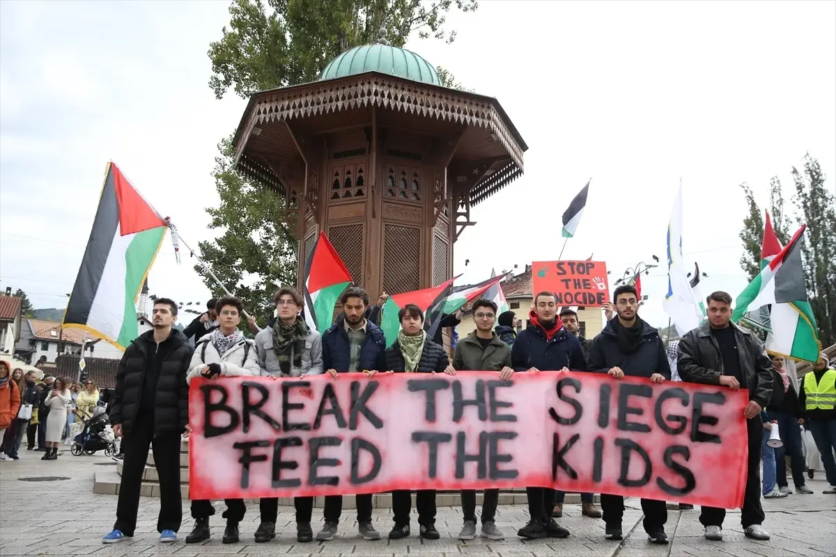 saraybosnada filistin icin destek yuruyusu q8KQyQEM