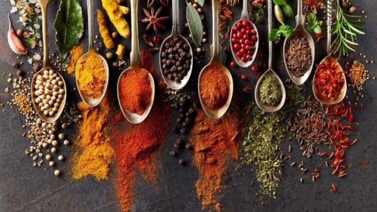 baharat-cesitleri-nelerdir-temel-yoresel-ve-dunya-baharatlari-vRCSQF7P.jpeg