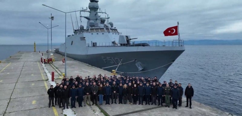 Gemisavar füzesi ATMACA’dan kara hedefine tam isabet